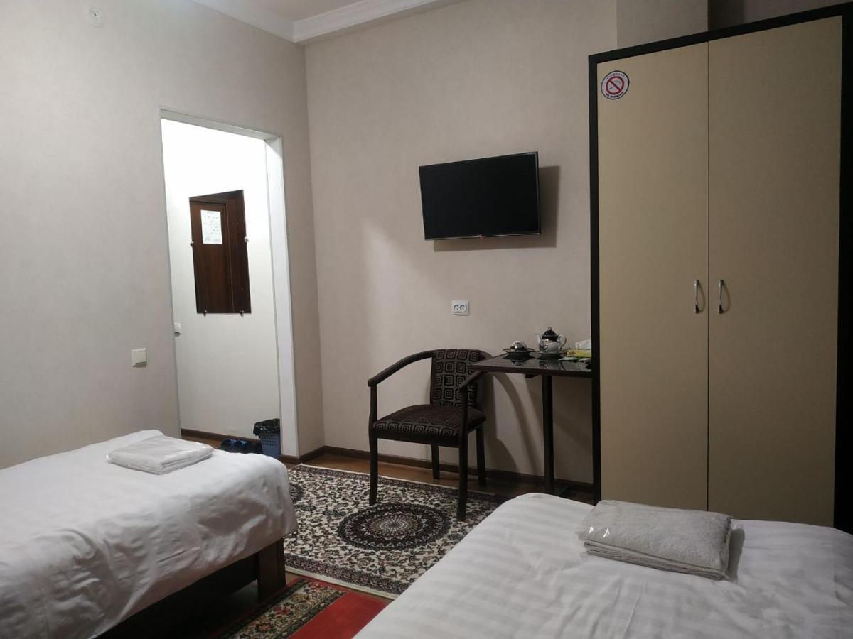 Hotel Avesto Tashkent Esterno foto